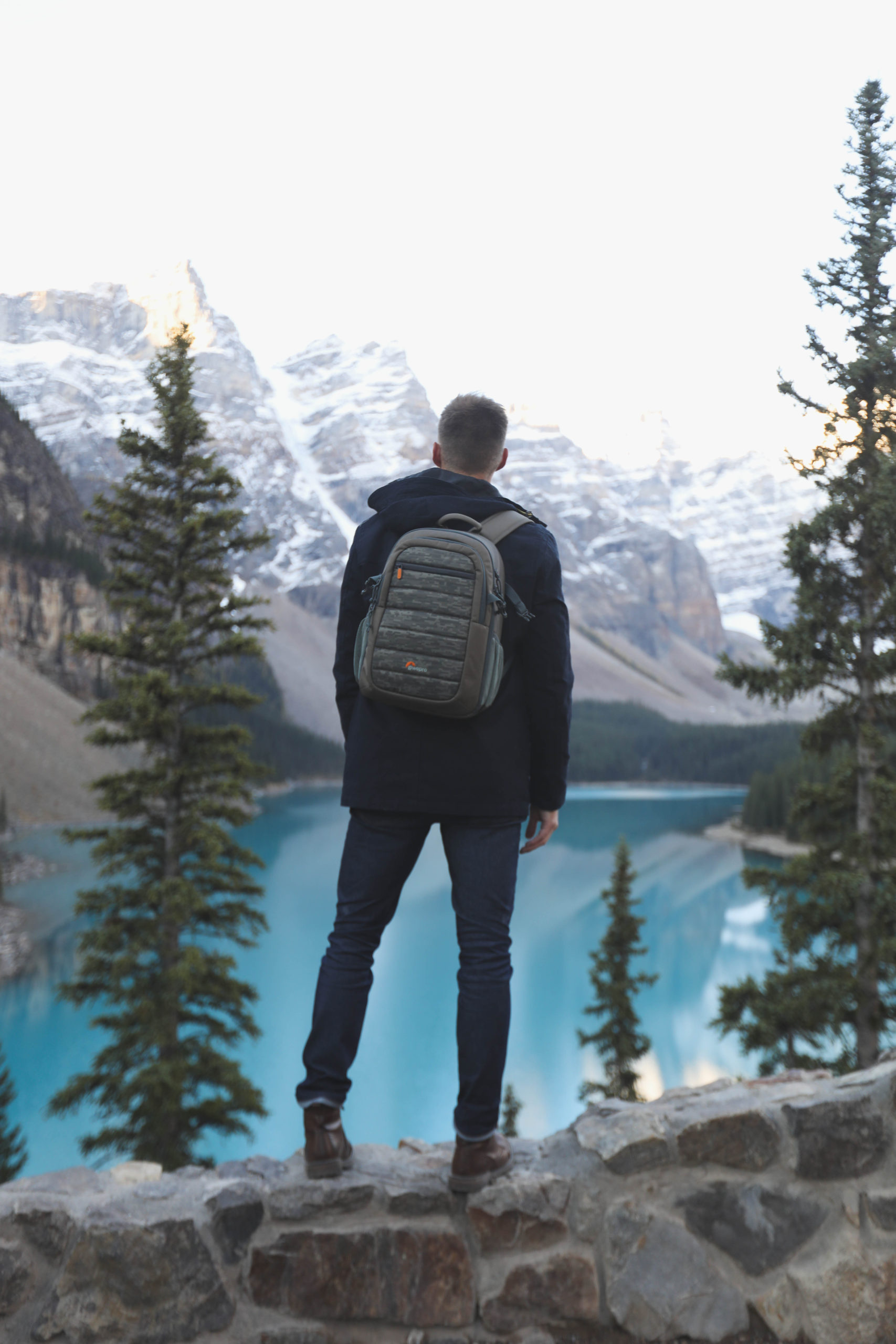 LAKE LOUISE - Bourne Voyage